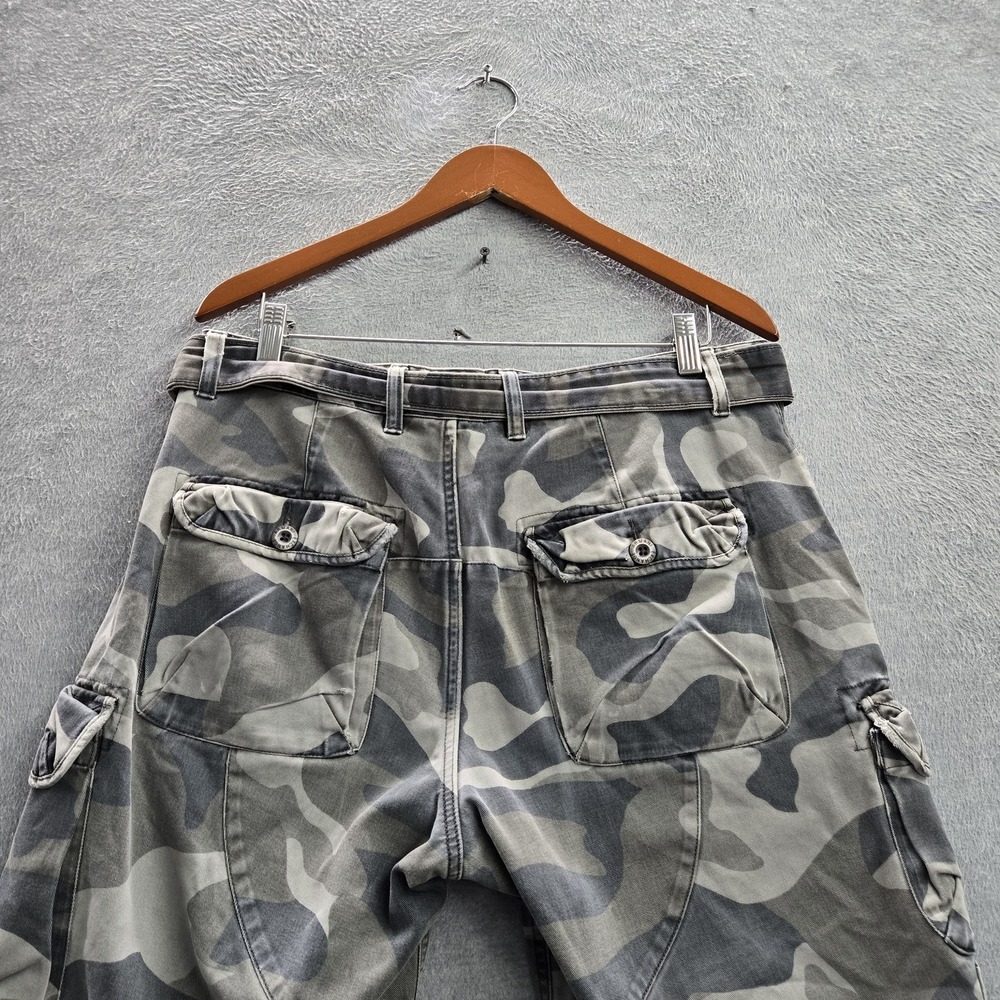 Armani Exchange Men Shorts 32 Gray Cargo Camouflage Belted Grunge Skater Y2K - Picture 10 of 10